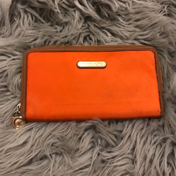 michael kors orange wallet